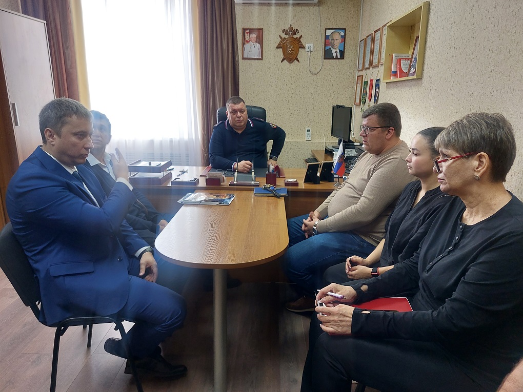 Успенские полицейские продолжают  проводить встречи с работниками банков